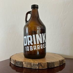 10 Barrel Brewing Co 64 Ounce Glass Beer Growler